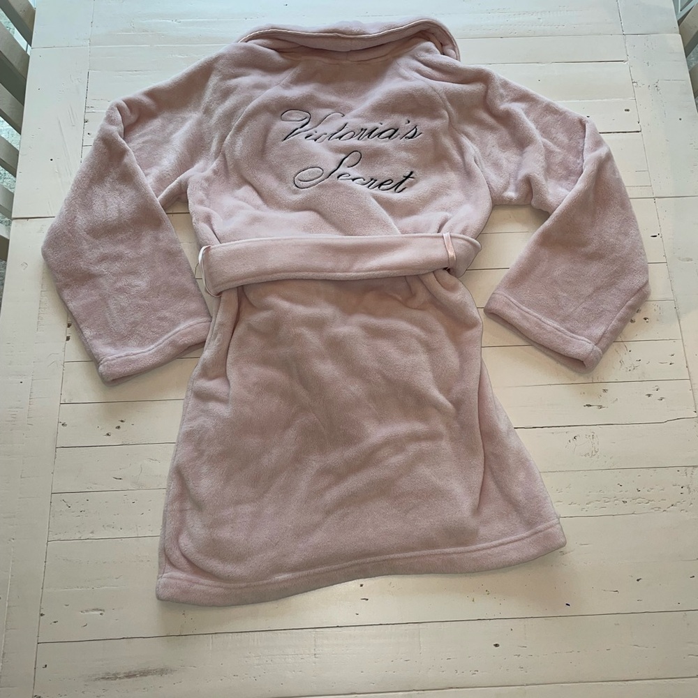 Victoria’s Secret Short Robe